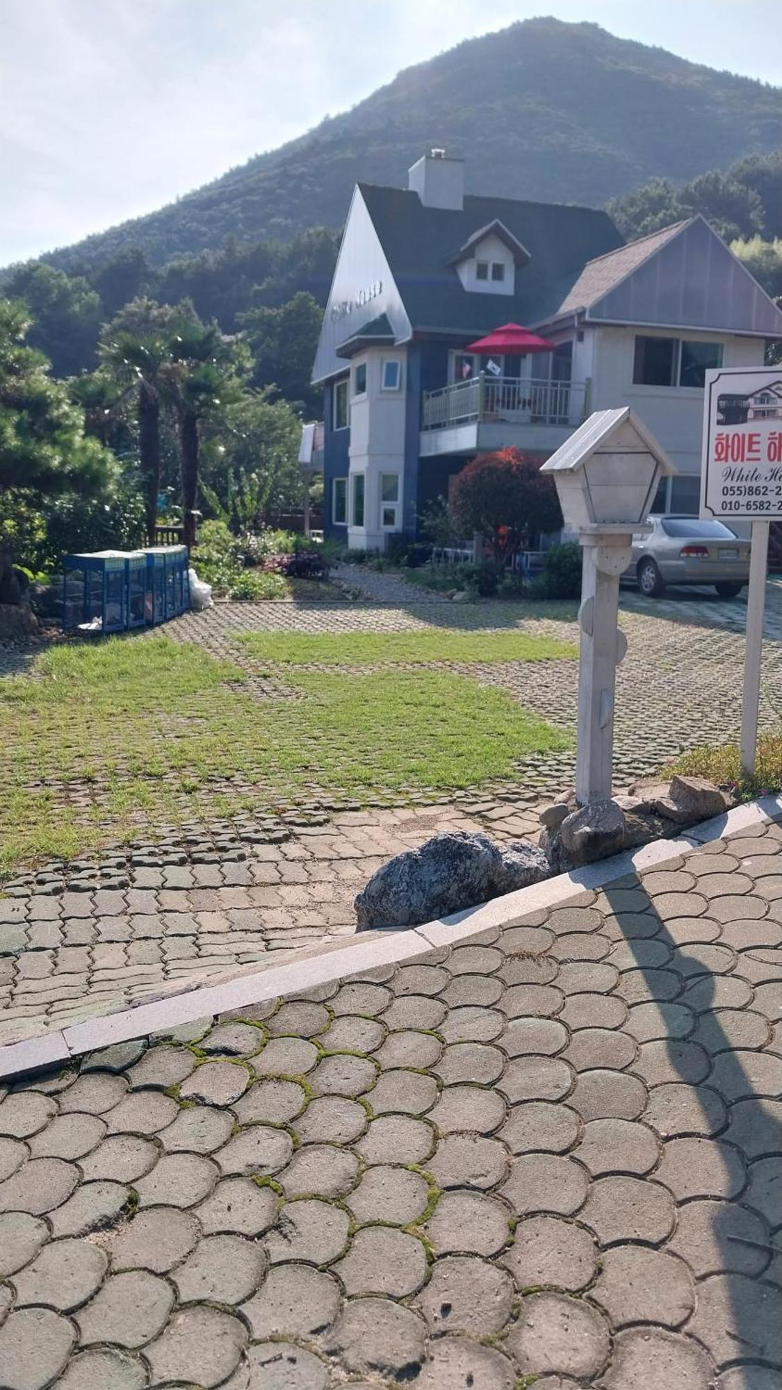 White House Hotel Namhae Exterior photo